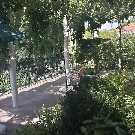 House With Garden - On The Dubrovnik Coast Holiday home Doli